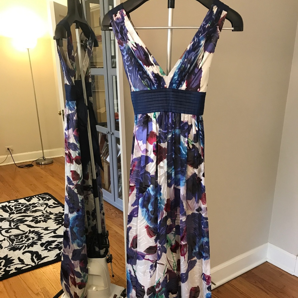 BCBG MAXAZRIA floral gown